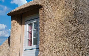 Llantwit Fardre thatch roof disadvantages